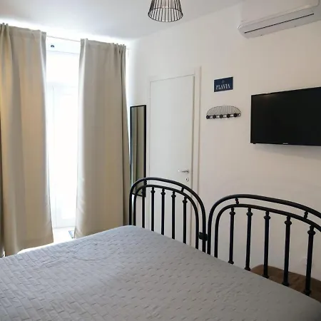 Couette-café Rose's 3*